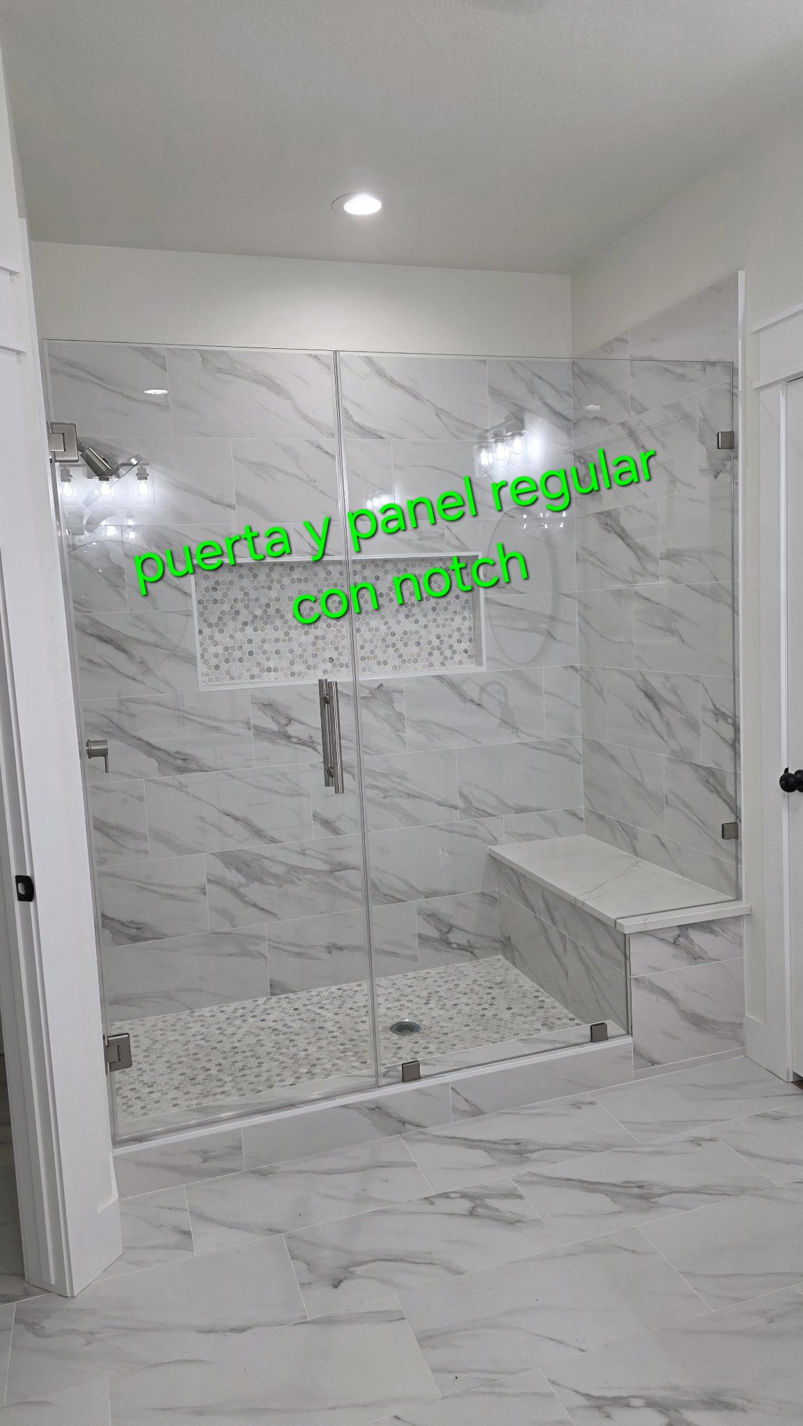 Puerta y panel regular con notch
